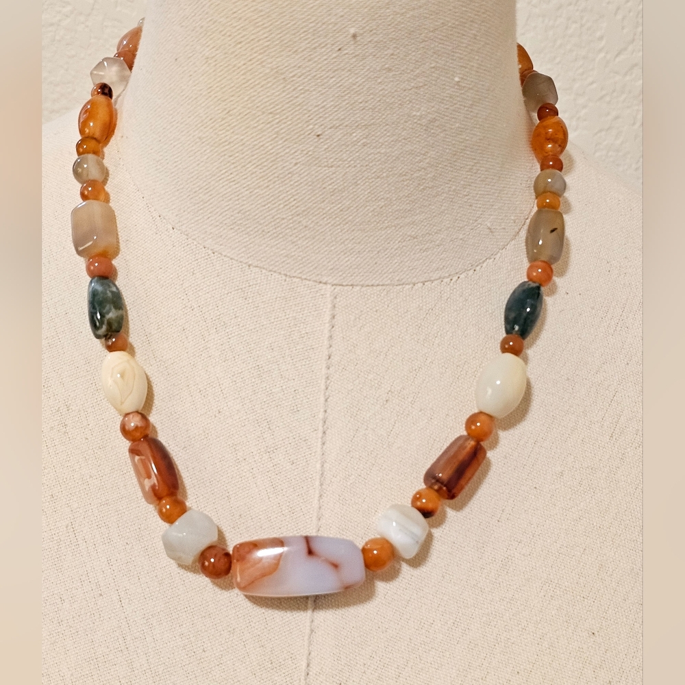 Artisan Agate Quartz Semi Precious Bead Necklace Polished Beggars Beads